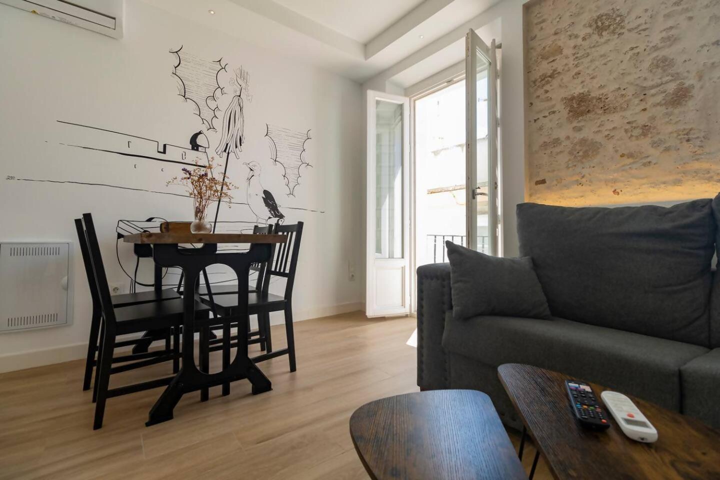 Apartamentos La Cruz Verde カディス 部屋 写真